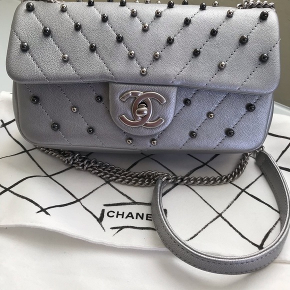 Authentic LimitedEdition Chanel Stub Wars Flap Bag - Picture 2 of 8